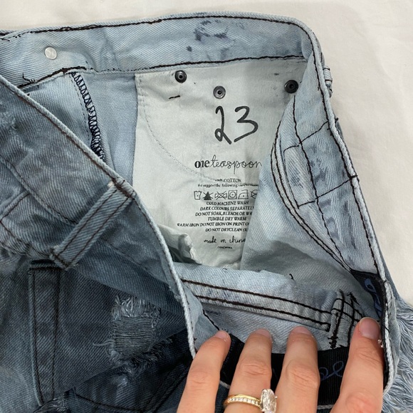 One teaspoon shorts size 23 - Picture 2 of 3